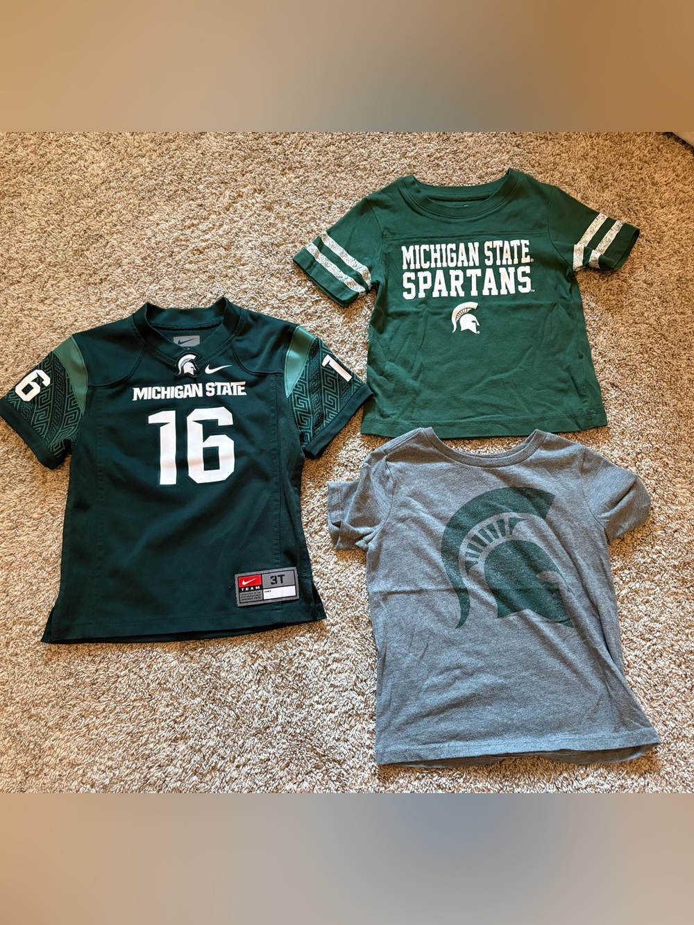 Michigan State shirt bundle, kids 3T